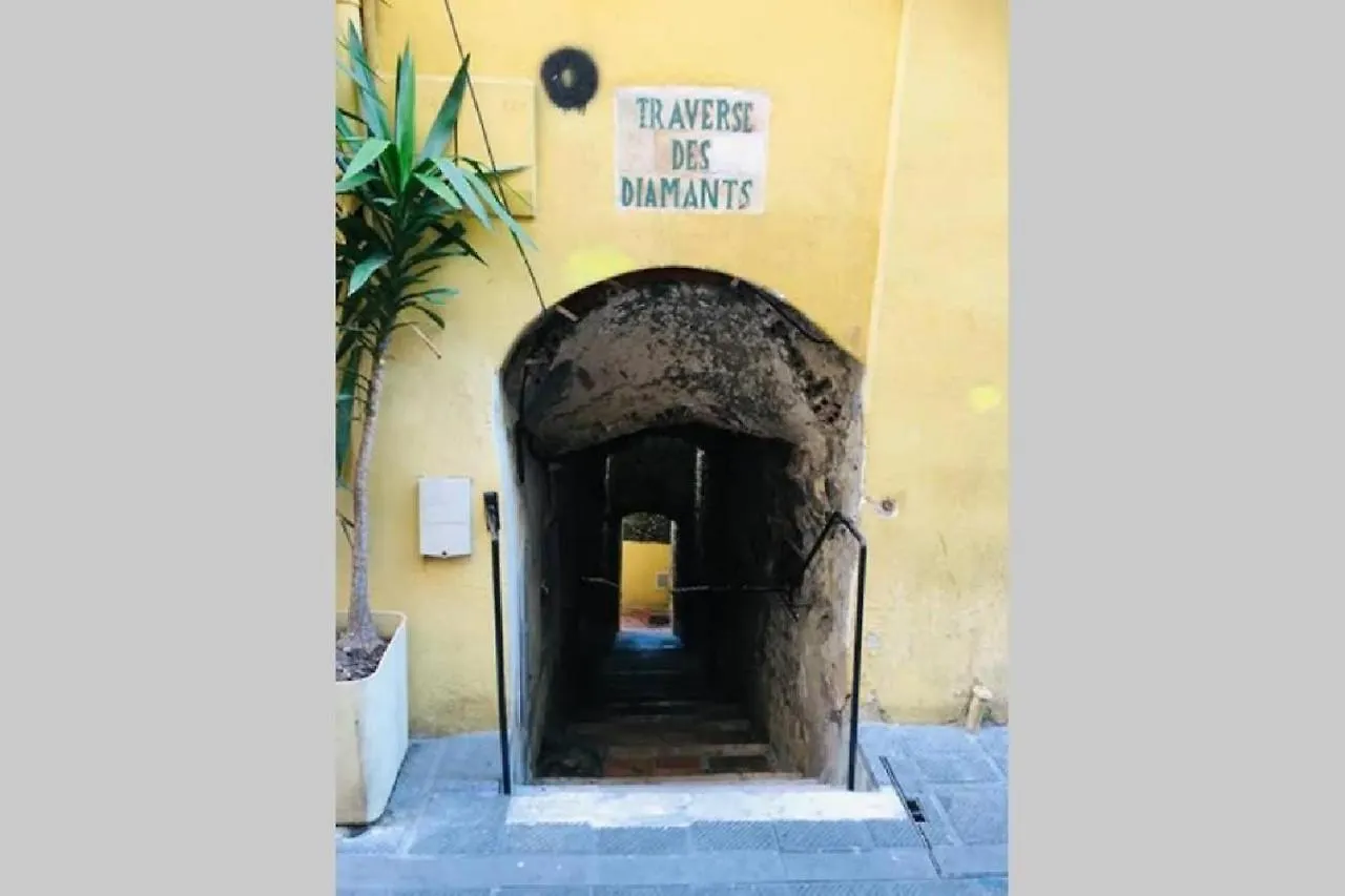2 Pieces Situation Exceptionnelle Menton Apartment